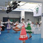 пригласить ансамбль русских народных танцев на  праздник