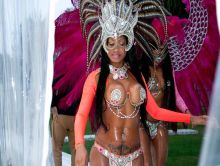 Бразильские танцовщицы на 23 февраля