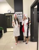 Проведение шуточного медосмотра в офисе на 23 февраля